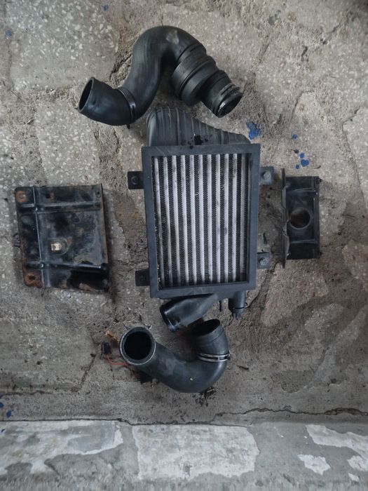 Vw t4 intercooler silnika   2.5 tdi ACV komplet z wezami nowy przod tlumik