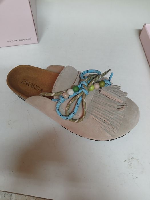 Sapato ou socas ou sandálias  tipo birkenstock