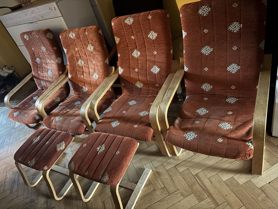 Tanio sprzedam komplet wypoczynkowy.