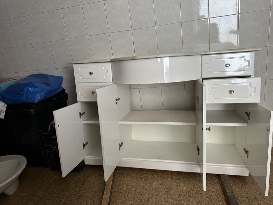 Móvel de quarto de banho