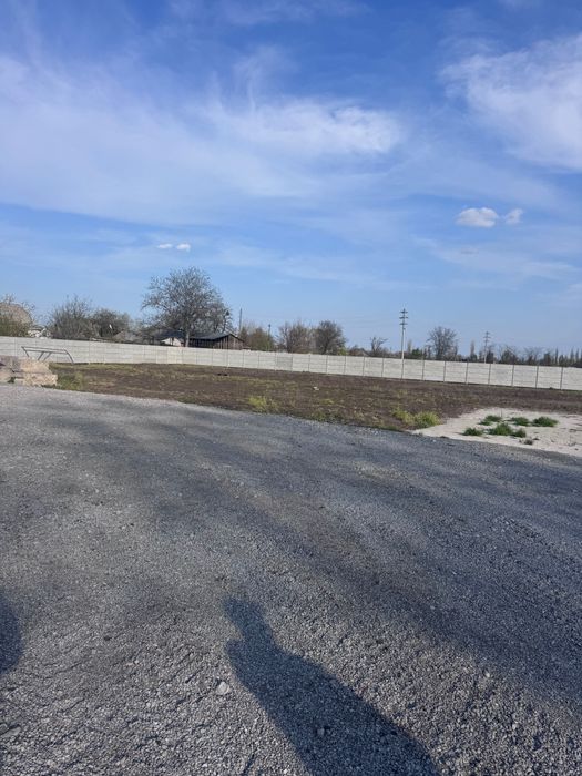 Продаж комерційної земельної ділянки з готовою інфраструктурою, с. Чумаки (червона лінія)