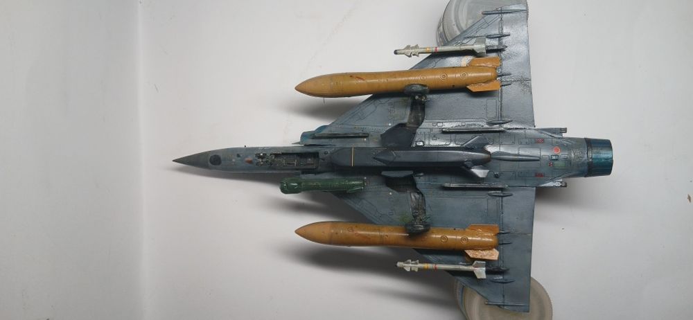 Модель Mirage-2000D 1/72