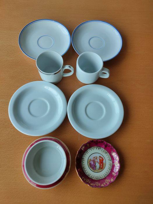 Conjunto de peças em cerâmica..