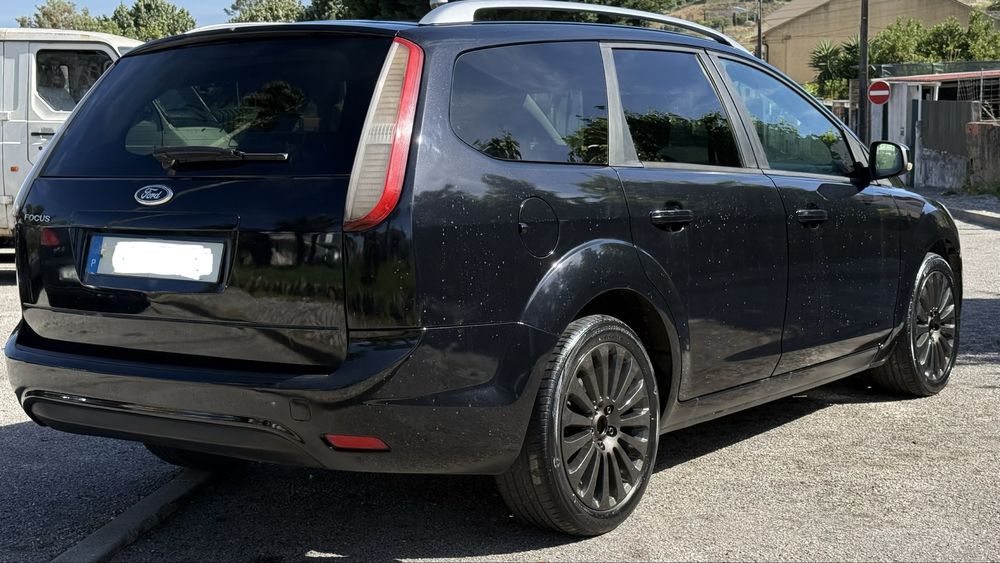 2010 - Focus 1.6 TDCi (poucos kms) Black Edition c/ muitos extras