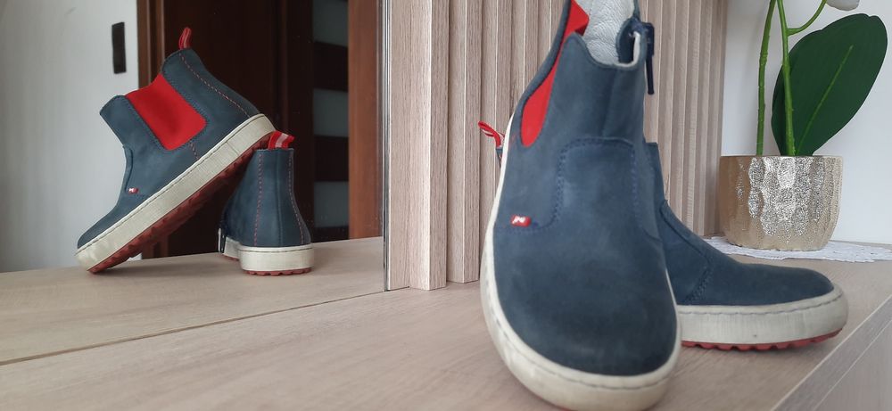 Buty Emel, półbuty 25