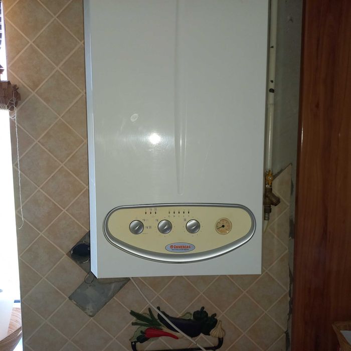 Продам трикімнатну квартиру с.Ралівка