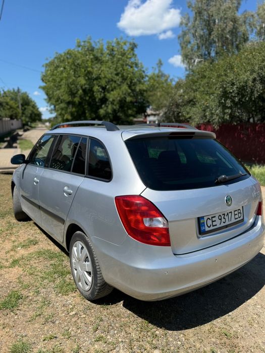 Skoda fabia1.2 бензин