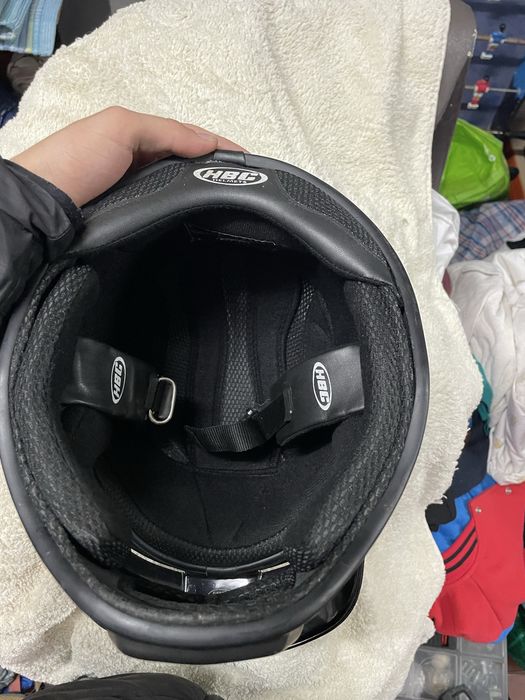 Capacete btt rockrider e capacete de montanha