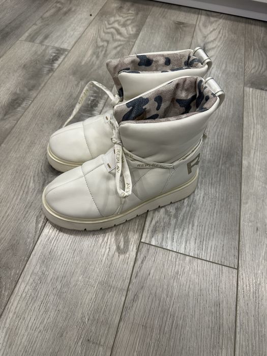 Чоботи, снігоходи Replay