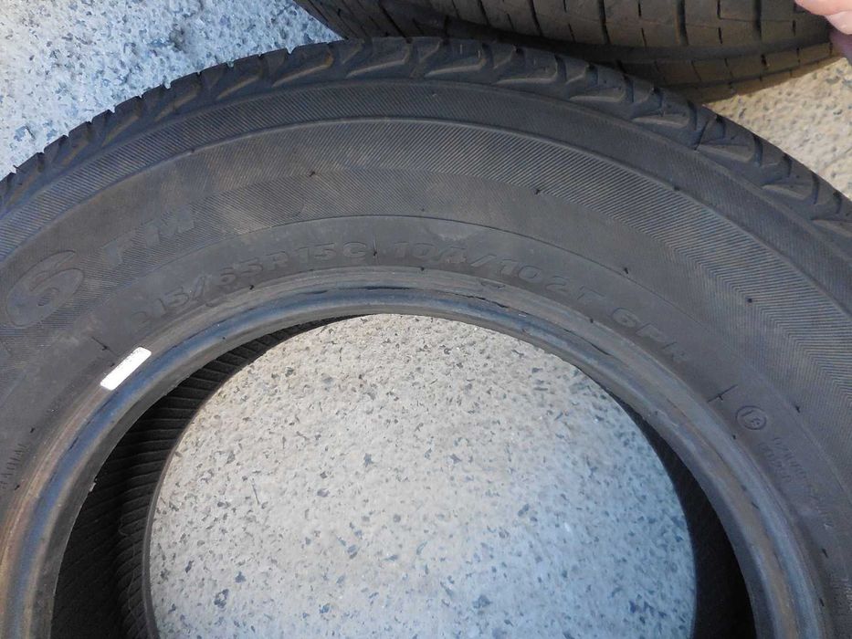 Шини Літні  215 65 15C Firemax Van 916  2шт 8.40мм  23 рік. стан нових