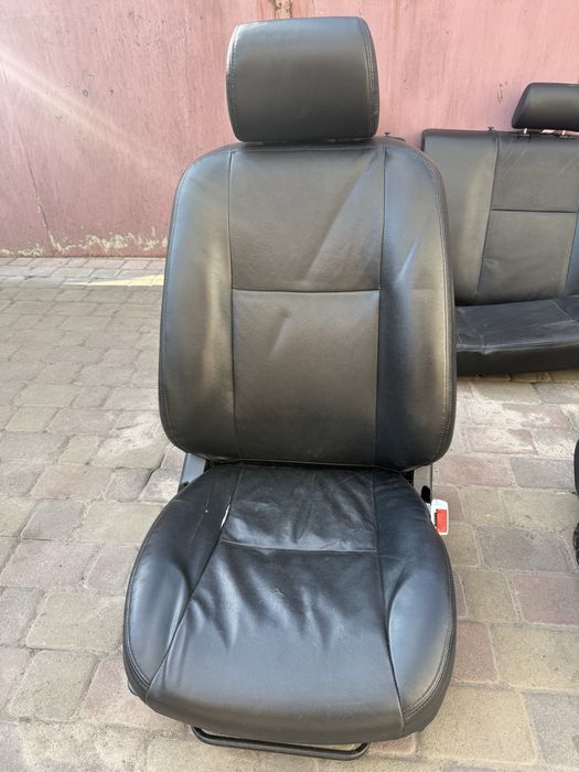 Сидіння Geely MK