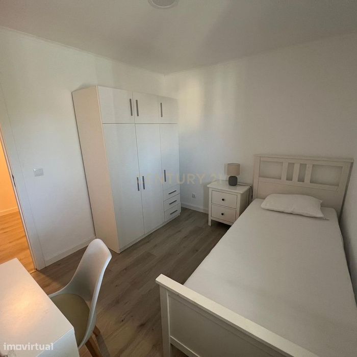 Apartamento T4 transformado em T5!