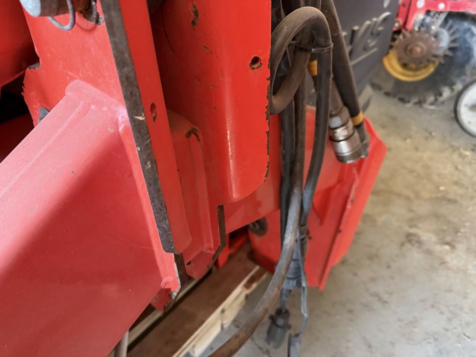 Rozsiewacz Kuhn Axis 50.1 EMC W navi