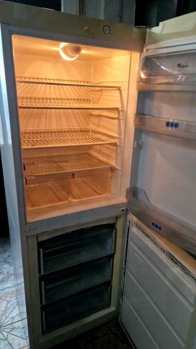 Frigorífico bom estado