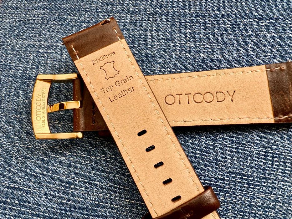 Коричневый кожаный ремешок 21 мм.