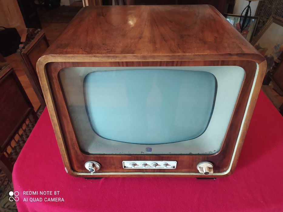 Telewizor Szmaragd 901