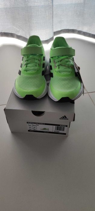 Sapatilha infantil Adidas RunFalcon 3.0 - NOVAS!