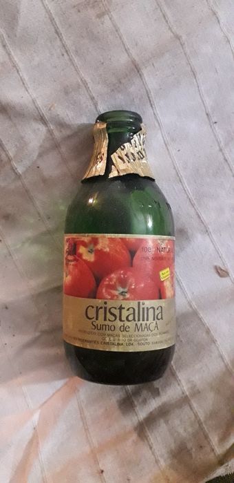 Garrafas de rótulos antigas