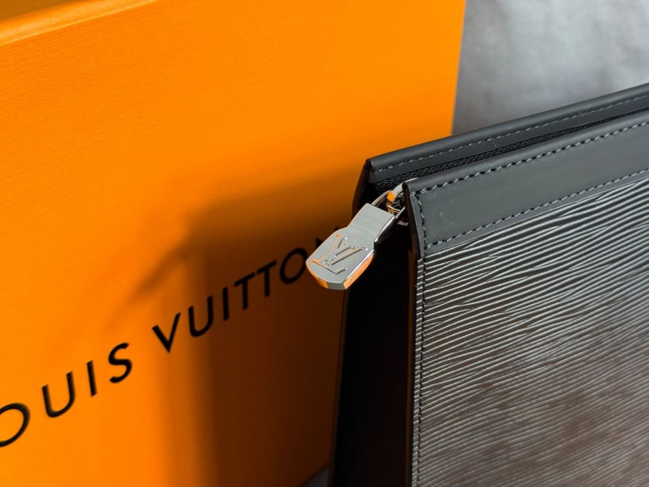 Клатч-барсетка Louis Vuitton Pochette Voyage MM| Ref. Archive |Модель S1209|