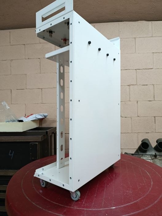 Корпус Ящик LiFePo4 На колесах -230/280/314 Ah-16s