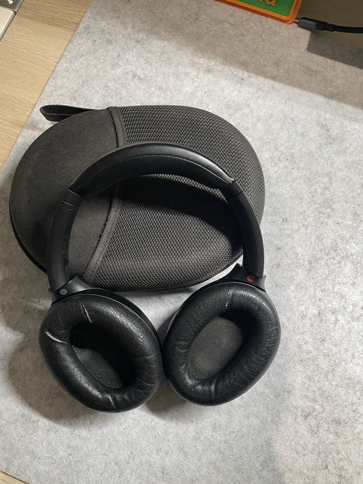 Auscultadores Sony WH-1000XM4