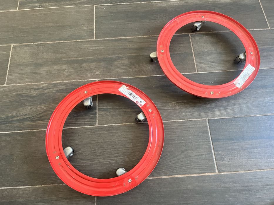 2 suportes com rodas para bilha de gás butano 31cm