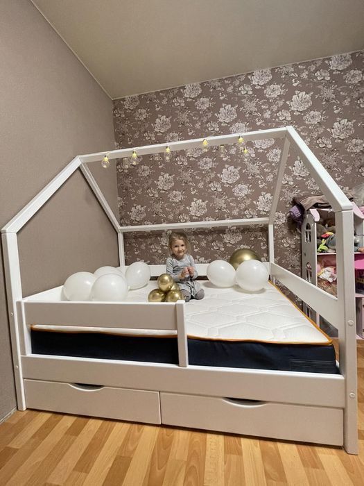 Ліжко дитяче домік будиночок дерево кровать чердак дерево