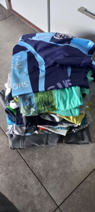 Ubrania młodzieżowe  chłopięce 158/164