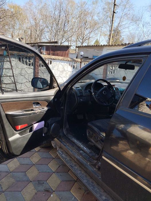 Санкйонг рекстон  2008