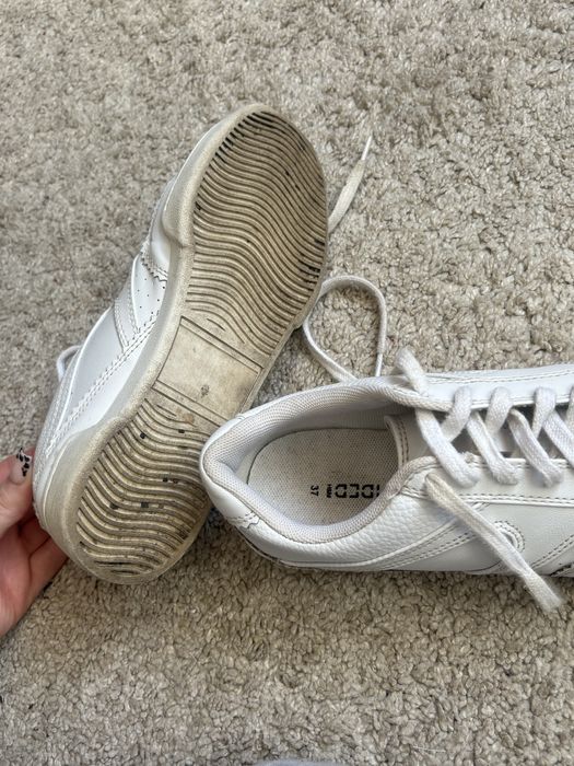 białe buty sneakersy hm