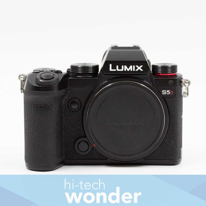 PANASONIC Lumix S5D