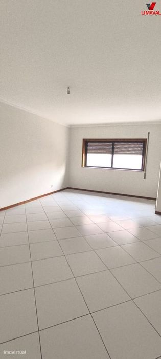 Apartamento, para arrendamento, Braga - Nogueira, Fraião e Lamaçães
