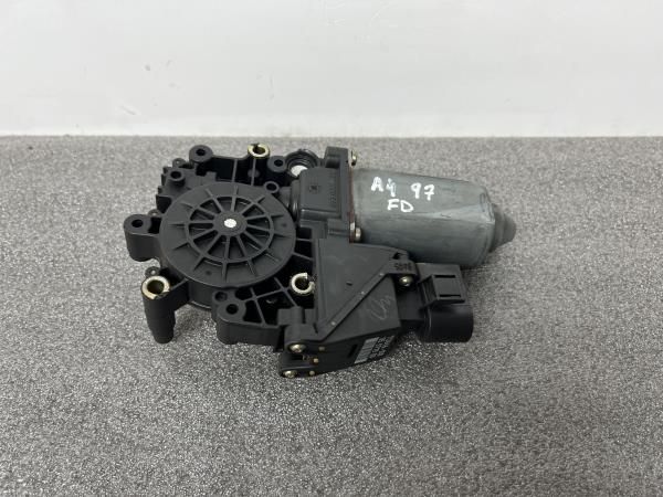 Motor vidro frente direito AUDI A4 (8D2, B5)
