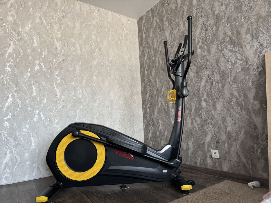 Продам тренажер орбитрек кардиотренажер