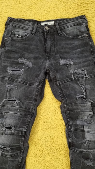Spodnie jeansowe Cropp