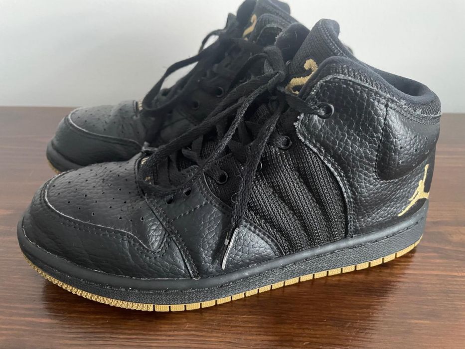 Nike Air Jordan Black Gold Basketball Shoes Eur 33,5
