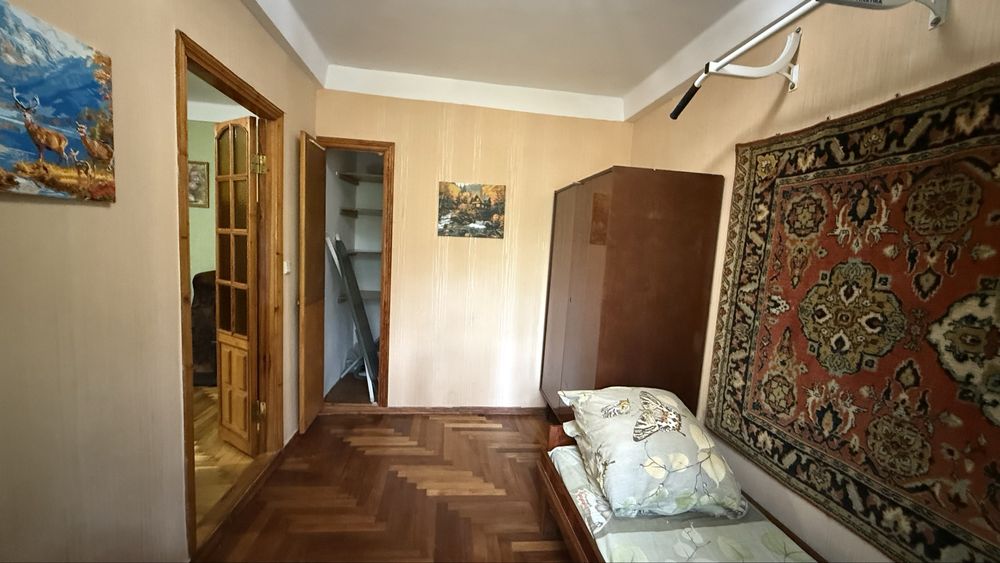 Продается 2-х комн. кв. в центре
