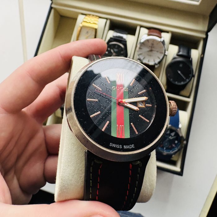 Винтажные часы Gucci