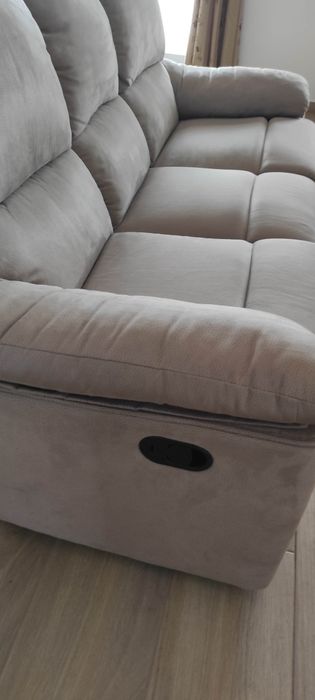 Sofá 3 lugares com relax com tratamento impermiabilizante