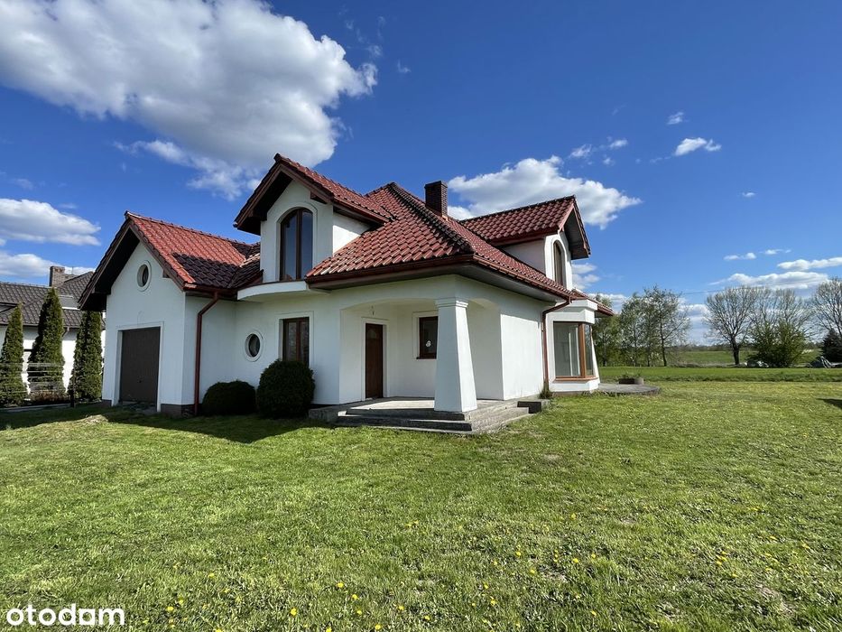 Sprzedam dom z garażem 5 km od Krakowa Wołowice,  działka 9,26 ar.