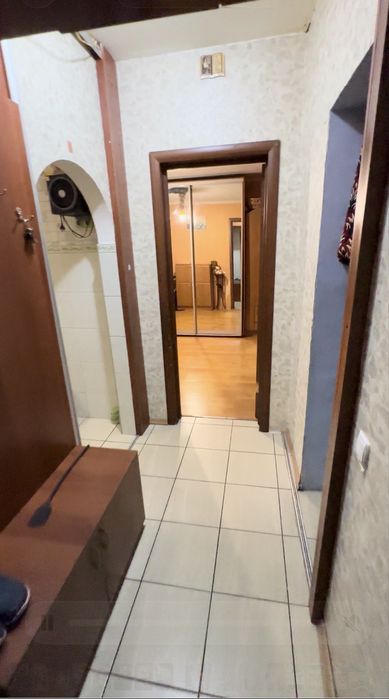 Продам 2-х комнатную квартиру в центре Авангарда
