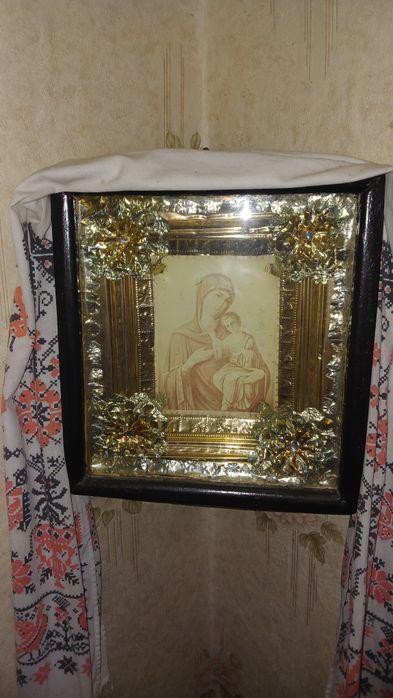 Продам икону Божья мать