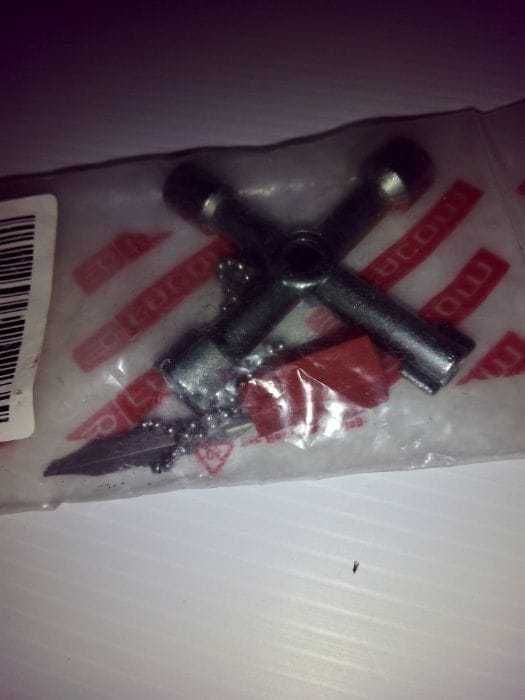 Chave 4 formas para armários Facom