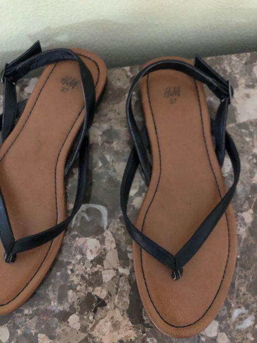 Sandálias H&M tam 36