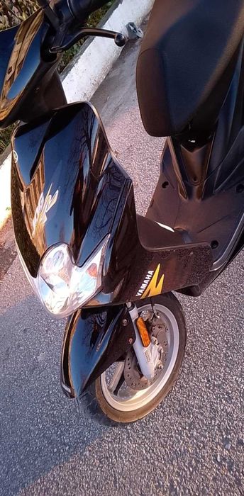 Scooter Yamaha Jog 50 cm3   2 T impecável  de tudo.Nunca caí