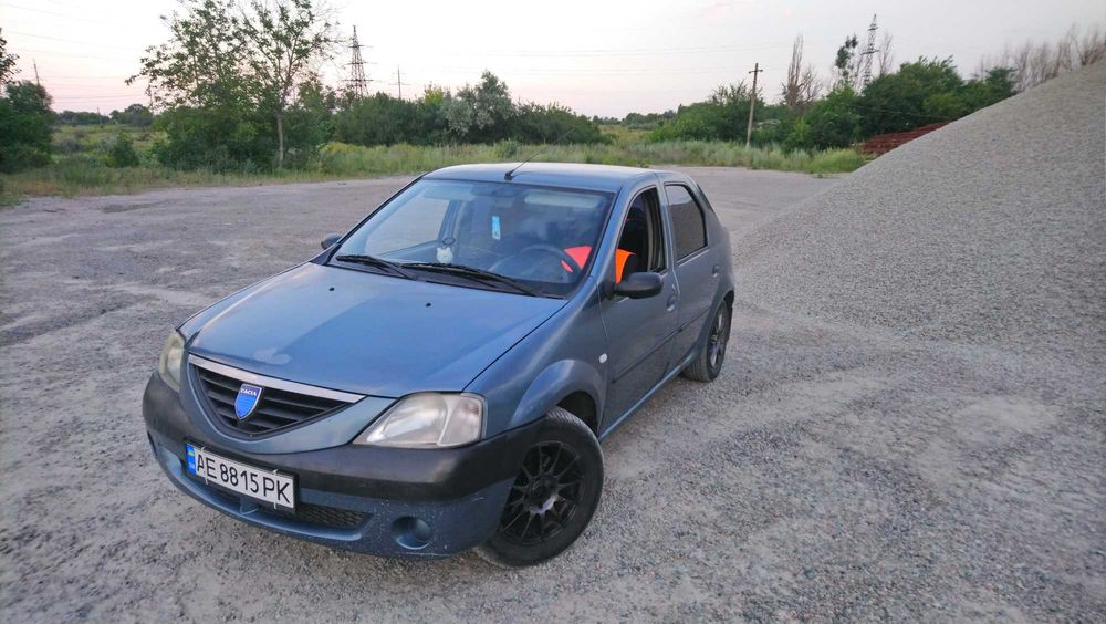 Dacia Logan 1,6 с ГУРом,газ-без,газ вписан,в неплохом состоянии