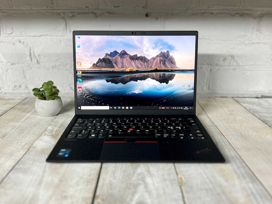 Ноутбук Lenovo ThinkPad X1 Nano G1/i7-1180G7/16GB/256GB/13.0"2K IPS