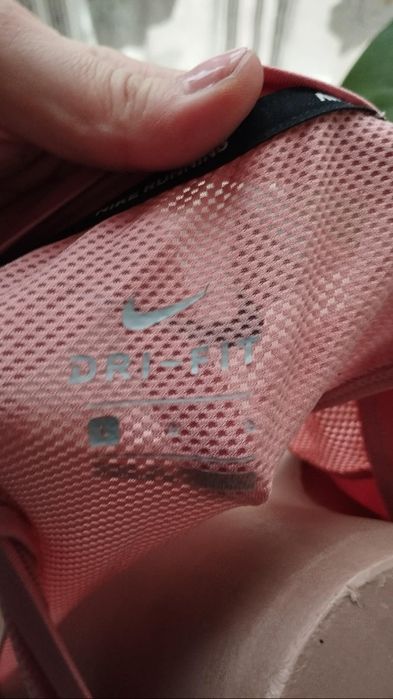 Koszulka pudrowy róż Nike L