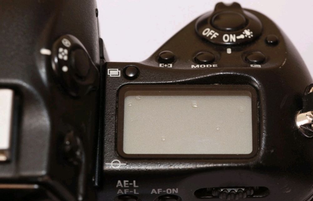 Nikon F5 - Para peças ou reparação.