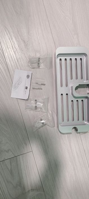 Поличка у ванну на стійку для душа